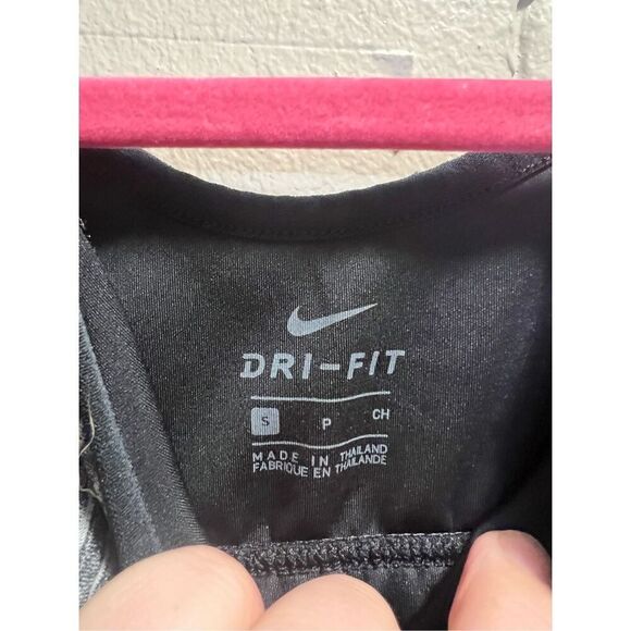 Nike Dri-Fit Grey Striped Kids Tank Top Little Girls Size Small - Picture 5 of 8